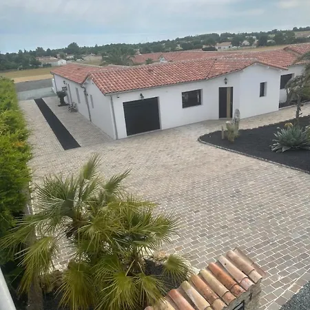 La Maison Cireenne Apartment Cire-d'Aunis